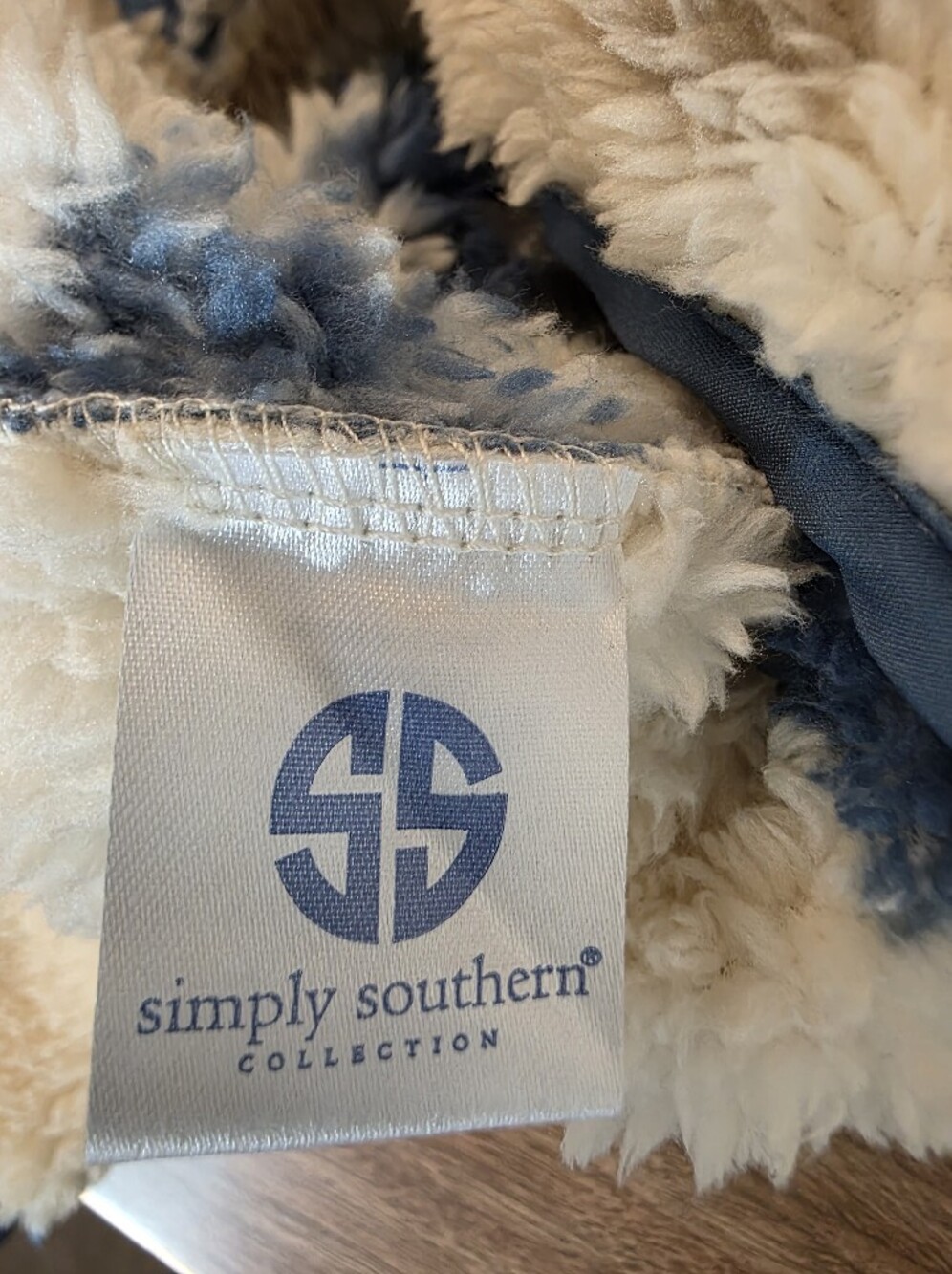 🚫 @ambertrisann 🚫 RESERVED Simply Southern Women’s Large Southwestern Sherpa - Picture 8 of 12